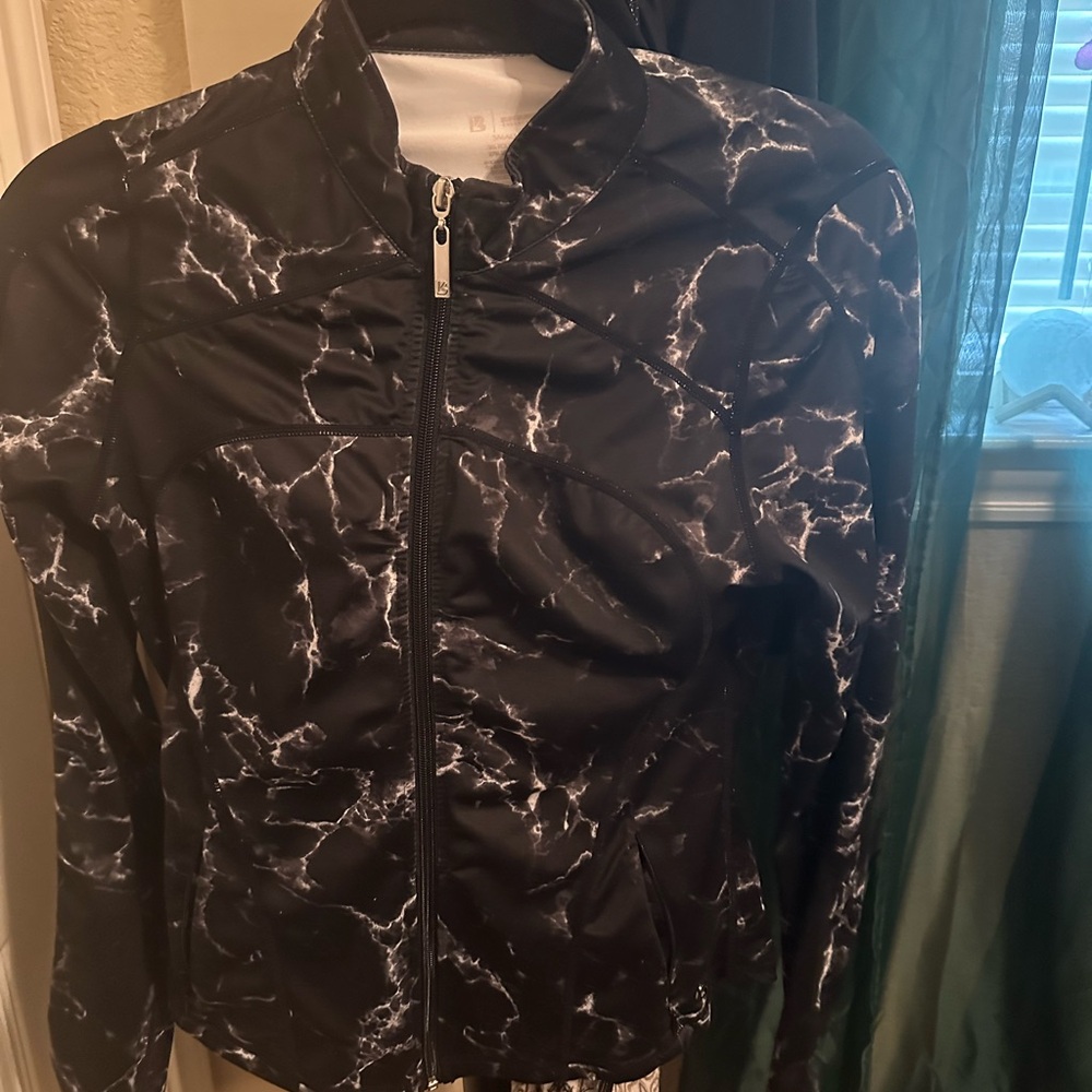 BuffBunny Women's Black Marble Jacket
